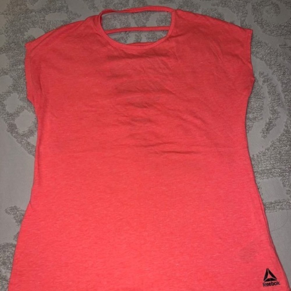 XS Reebok workout tee in a bright coral color!